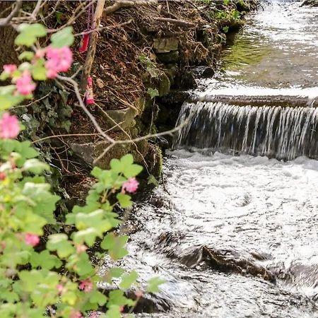 Babbling Brook Cottage Stony Middleton Exterior foto